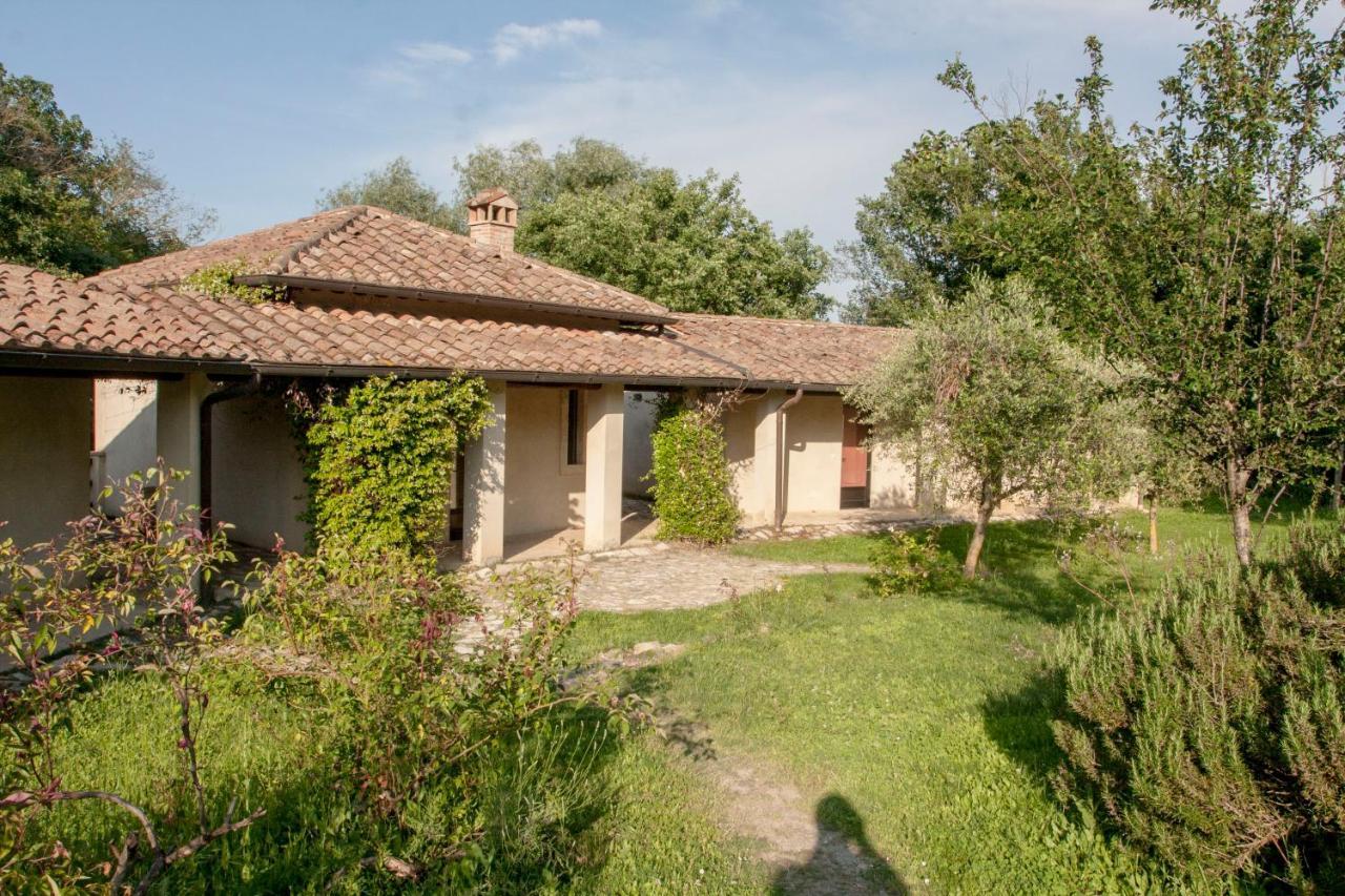 Terra Della Lanterna Bed & Breakfast Cetona Exterior foto